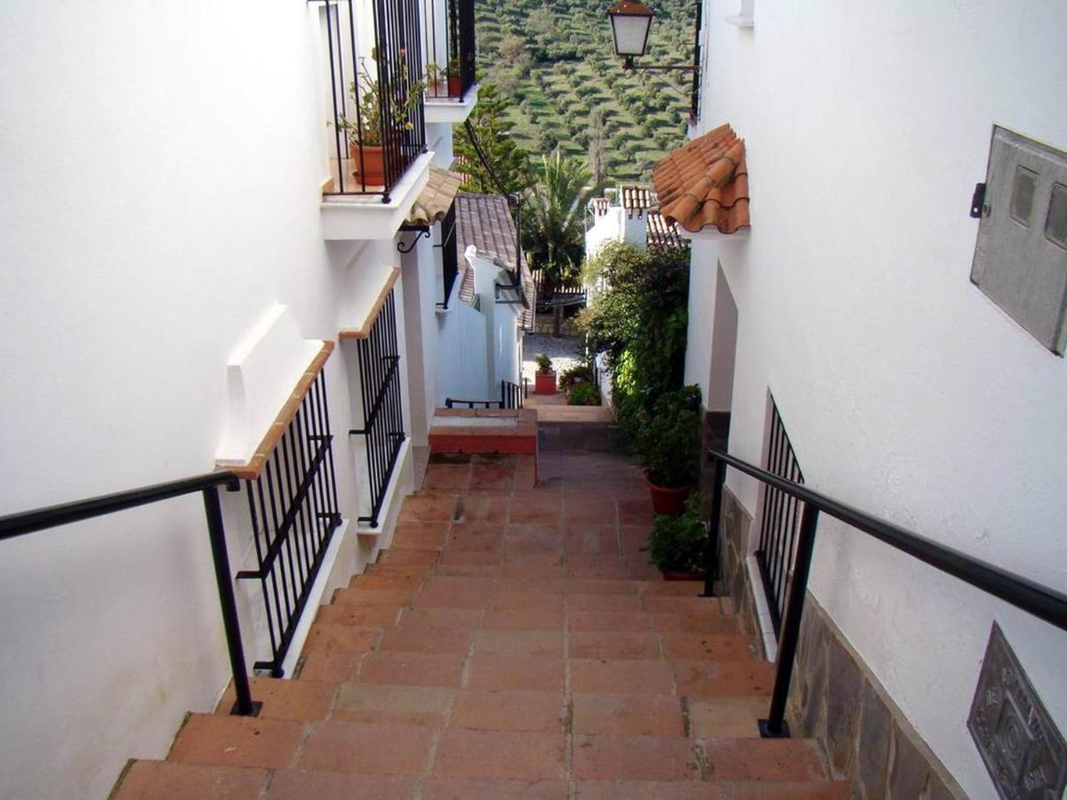 Mi Casa En Benamahoma Apartment Exterior photo