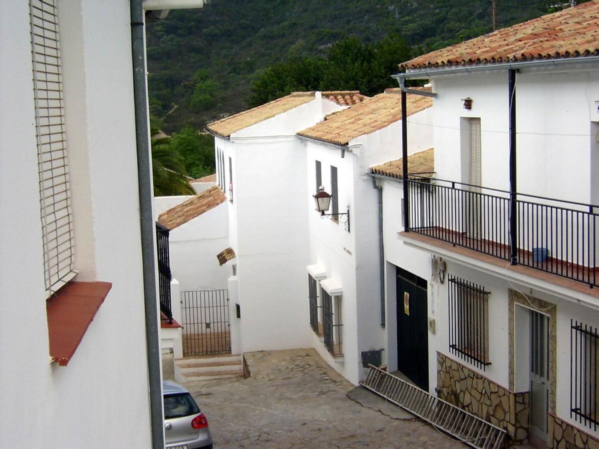 Mi Casa En Benamahoma Apartment Exterior photo